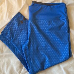 Under Armor running capris size‎ medium (C15)